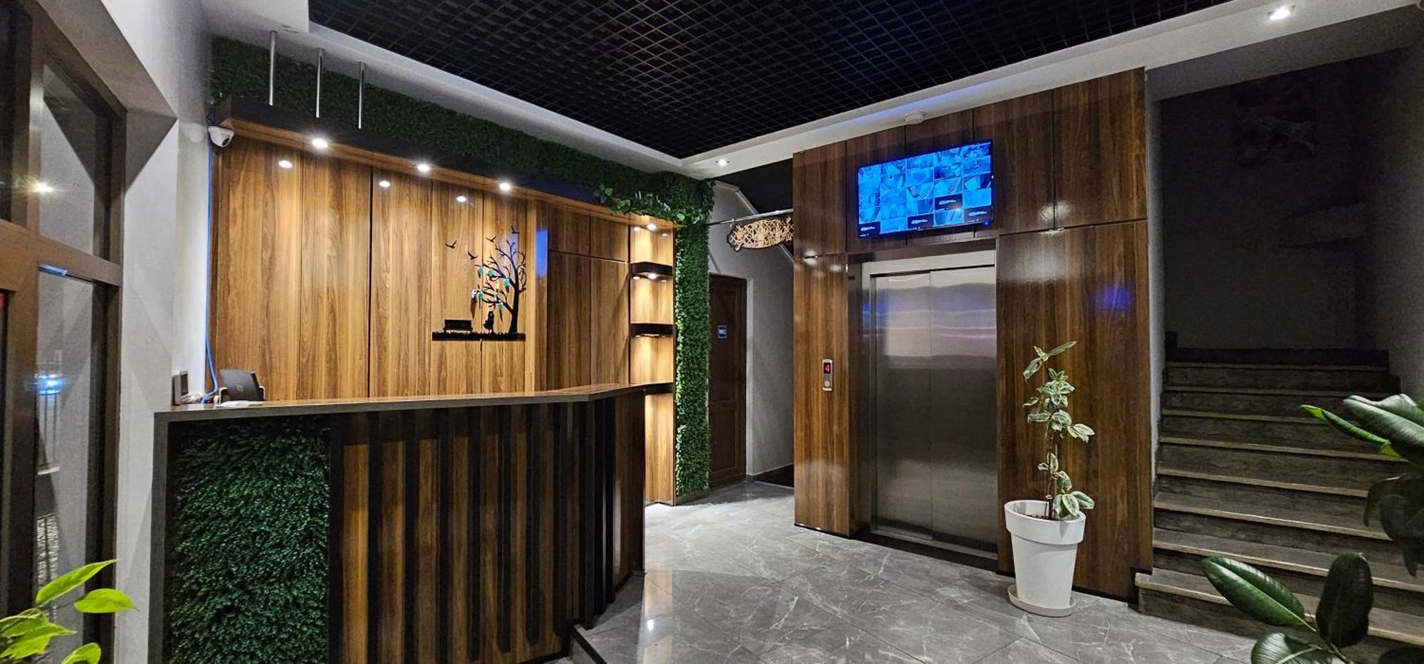 Hotel Sunny Μπατούμι Εξωτερικό φωτογραφία