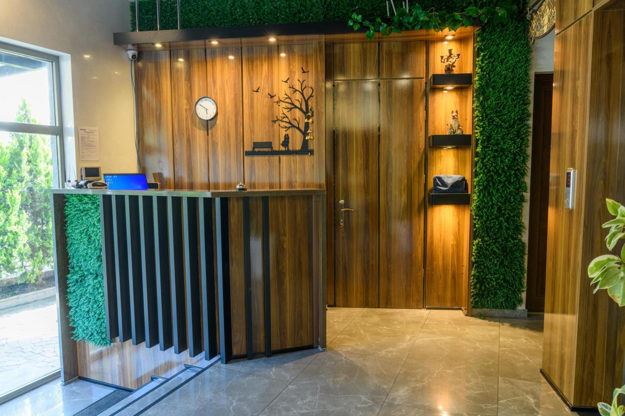 Hotel Sunny Μπατούμι Εξωτερικό φωτογραφία